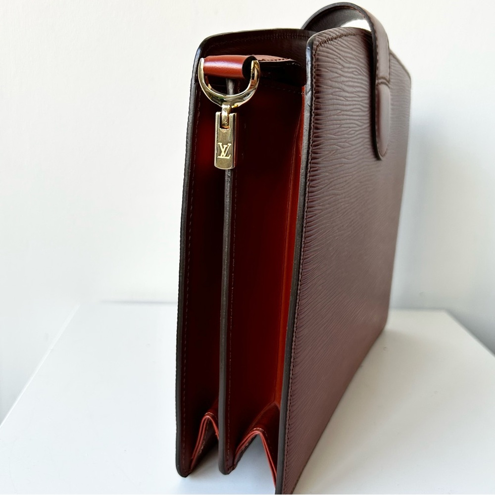 Louis Vuitton Vintage Capucines - Picture 9 of 17
